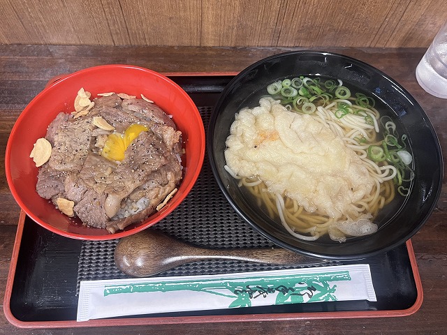 えきそばとビーフステーキ丼