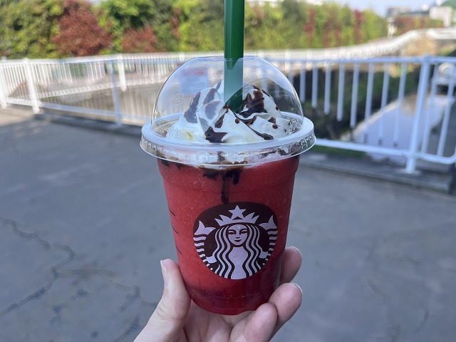 ＴＨＥ苺フラペチーノ